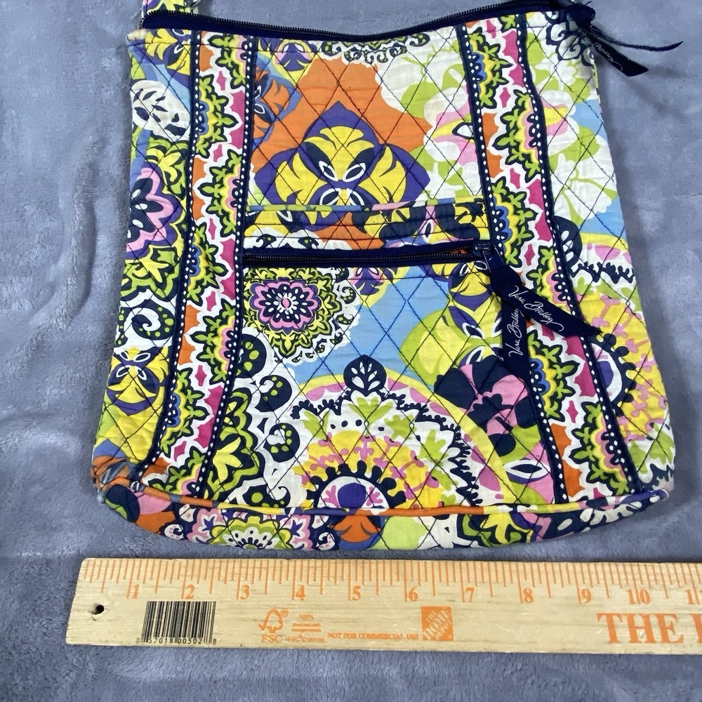 Vera Bradley Crossbody Hipster Purse Bag Retired RIO Pattern Medium Adjustable - Picture 3 of 10